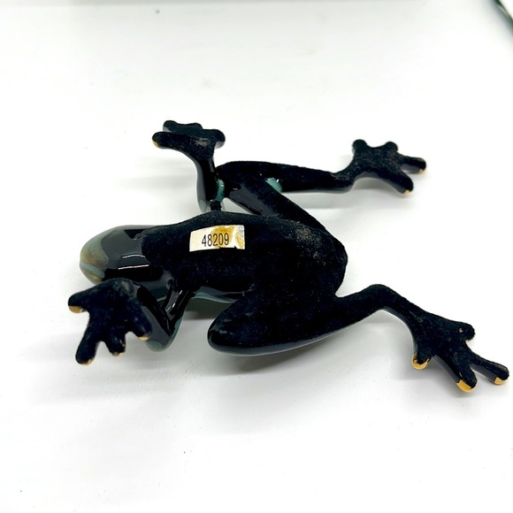 Golden Pond Collection by GREEN TREE Frog - Picture 6 of 9